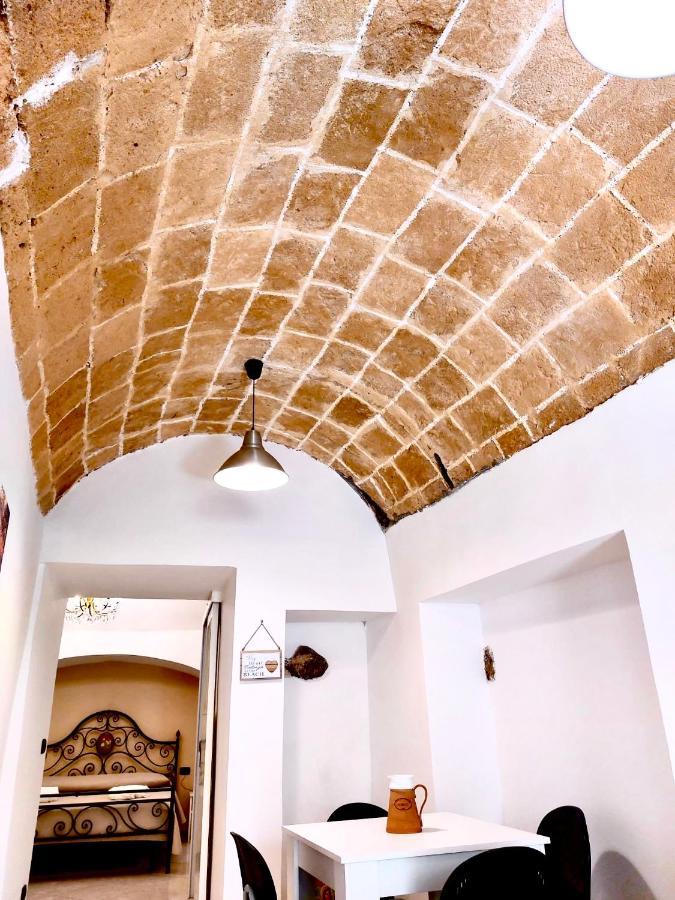 Corte Vico Palmisano Centro Storico Gallipoli Luaran gambar
