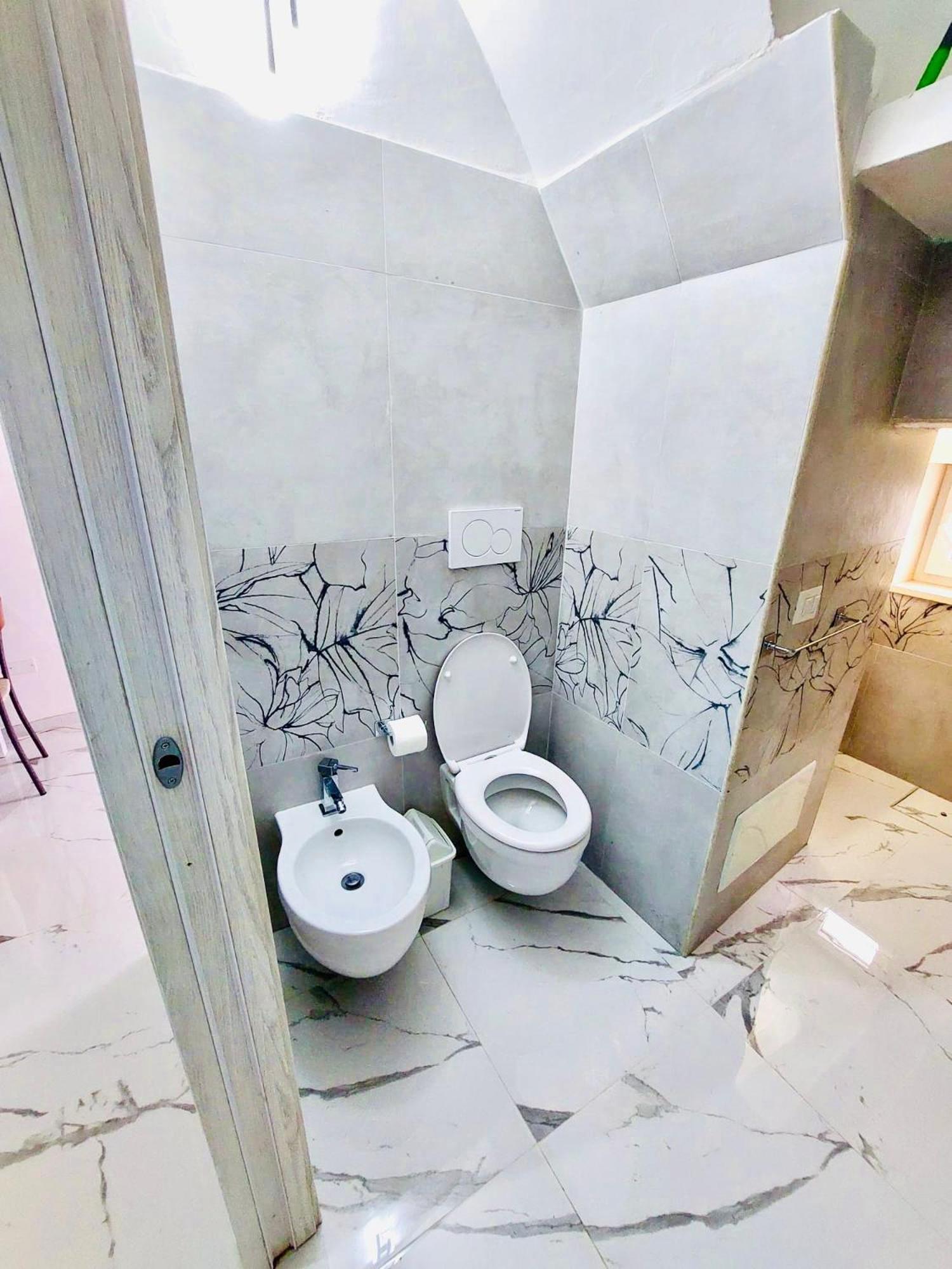 Corte Vico Palmisano Centro Storico Gallipoli Luaran gambar